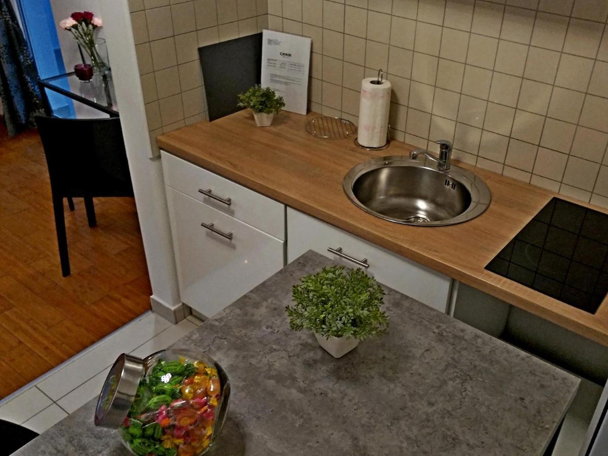 Factory - Self Check In Apartment Osijek Exterior photo