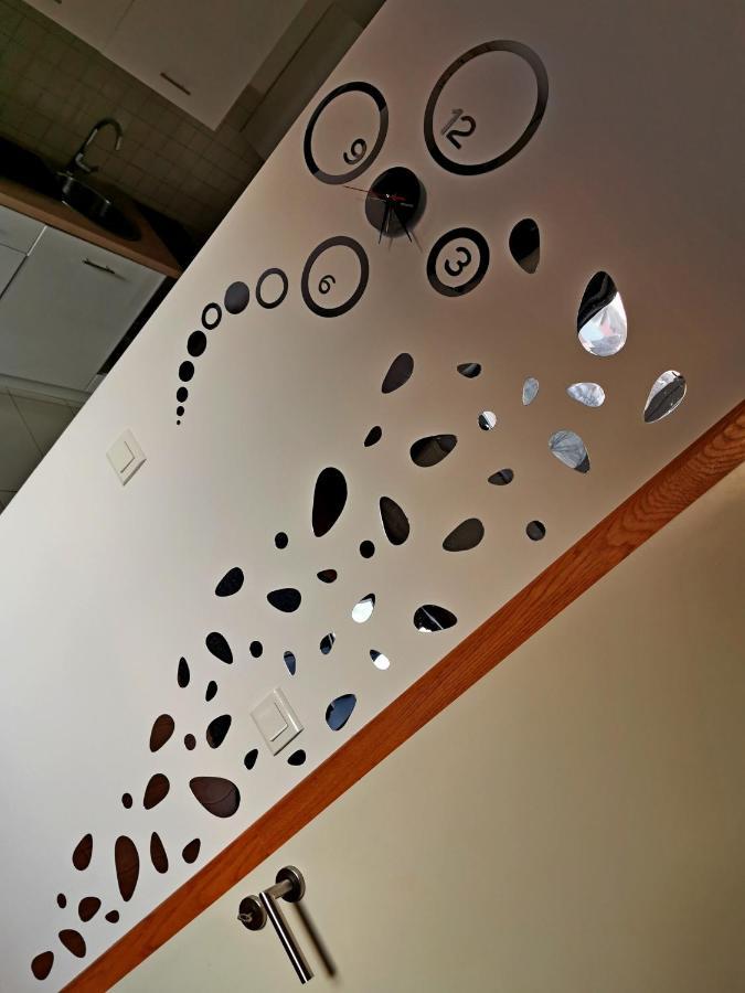 Factory - Self Check In Apartment Osijek Exterior photo